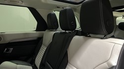 2024 (74) LAND ROVER DISCOVERY 3.0 D350 Dynamic HSE 5dr Auto 5071662
