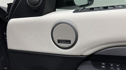 2024 (74) LAND ROVER DISCOVERY 3.0 D350 Dynamic HSE 5dr Auto 5071635