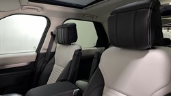 2024 (74) LAND ROVER DISCOVERY 3.0 D350 Dynamic HSE 5dr Auto 5071660