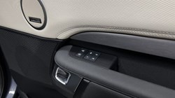 2024 (74) LAND ROVER DISCOVERY 3.0 D350 Dynamic HSE 5dr Auto 5071634