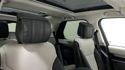 2024 (74) LAND ROVER DISCOVERY 3.0 D350 Dynamic HSE 5dr Auto 5071640