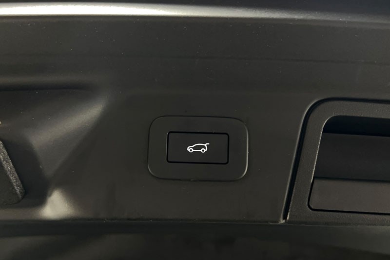 2023 (72) LAND ROVER RANGE ROVER VELAR 2.0 D200 Edition 5dr Auto 5079791