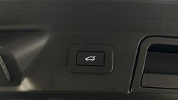 2023 (72) LAND ROVER RANGE ROVER VELAR 2.0 D200 Edition 5dr Auto 5079791