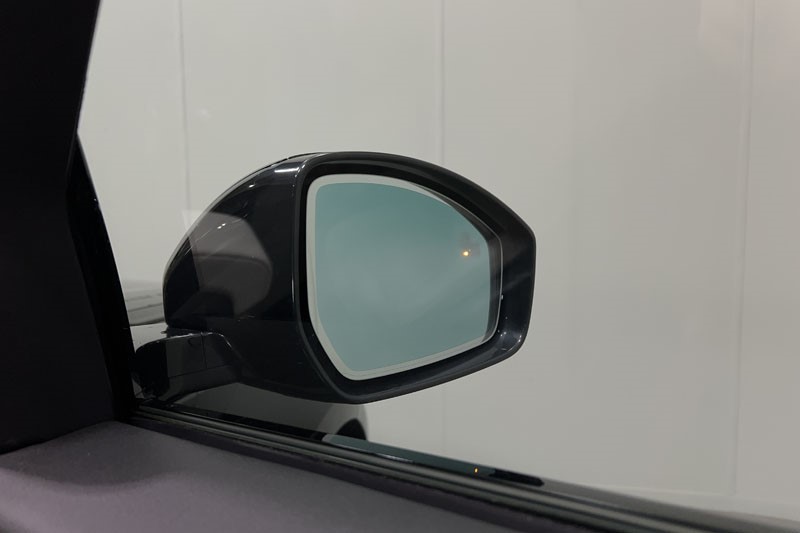 2023 (72) LAND ROVER RANGE ROVER VELAR 2.0 D200 Edition 5dr Auto 5079758