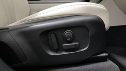 2023 (72) LAND ROVER RANGE ROVER VELAR 2.0 D200 Edition 5dr Auto 5079759