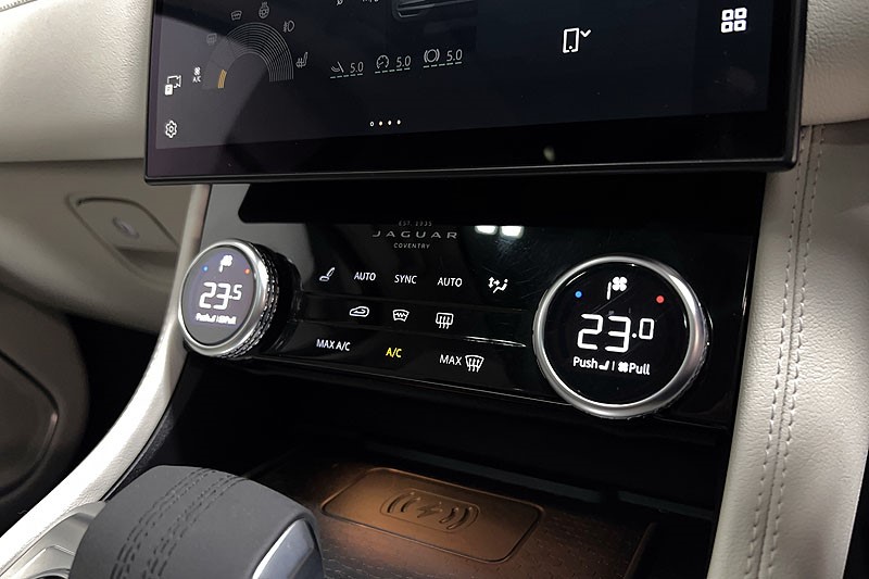 2023 (72) JAGUAR F-PACE 2.0 D200 R-Dynamic S 5dr Auto AWD 5104501