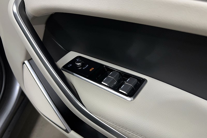 2023 (72) JAGUAR F-PACE 2.0 D200 R-Dynamic S 5dr Auto AWD 5104487