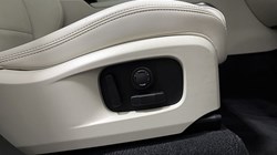 2023 (72) JAGUAR F-PACE 2.0 D200 R-Dynamic S 5dr Auto AWD 5104490