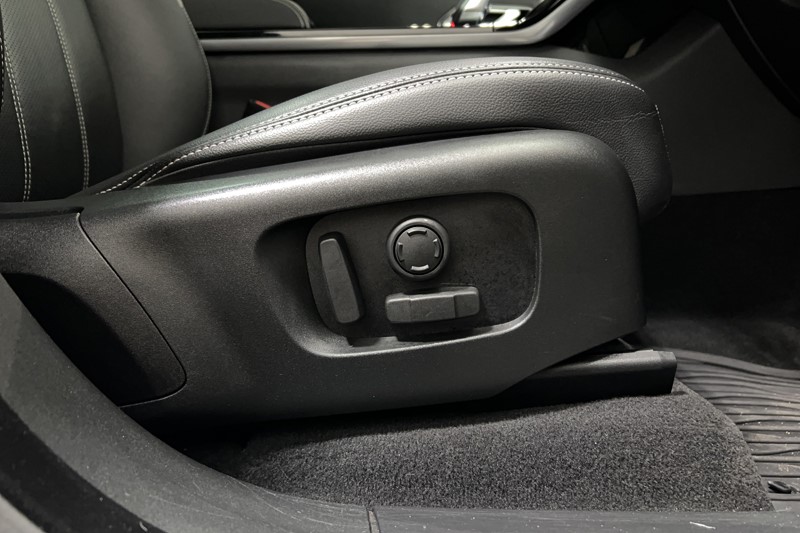 2022 (22) LAND ROVER RANGE ROVER VELAR 2.0 D200 Edition 5dr Auto 5095126