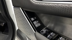 2022 (22) LAND ROVER RANGE ROVER VELAR 2.0 D200 Edition 5dr Auto 5095124