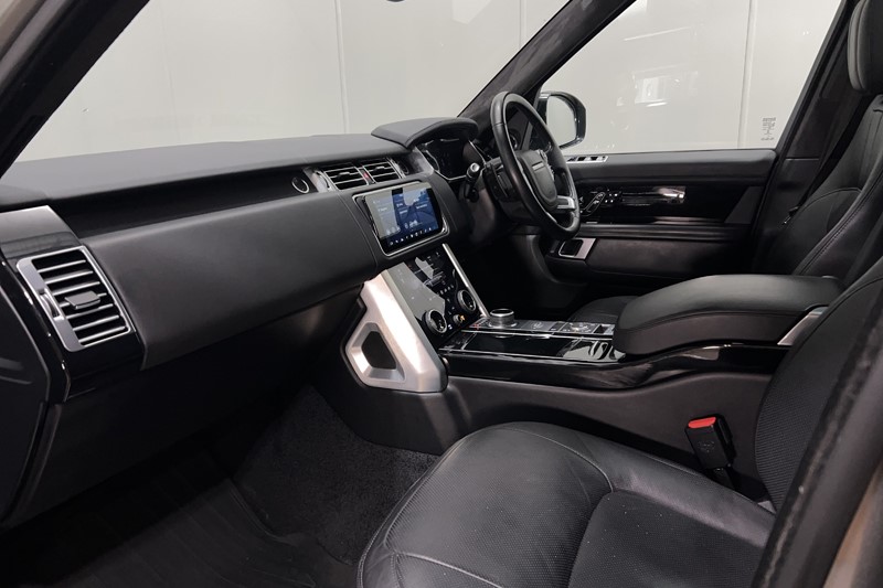 2021 (71) LAND ROVER RANGE ROVER 3.0 D300 Westminster Black 4dr Auto 5094731