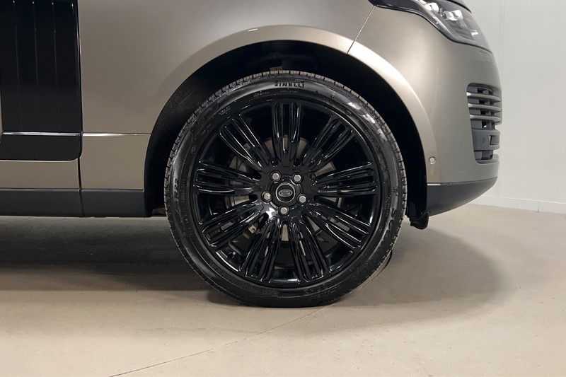 2021 (71) LAND ROVER RANGE ROVER 3.0 D300 Westminster Black 4dr Auto 5094702