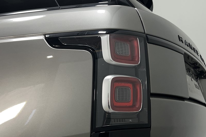 2021 (71) LAND ROVER RANGE ROVER 3.0 D300 Westminster Black 4dr Auto 5094743