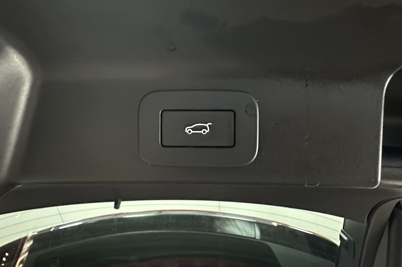 2022 (72) JAGUAR F-PACE 2.0 P400e R-Dynamic S 5dr Auto AWD 5132899