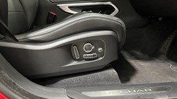 2022 (72) JAGUAR F-PACE 2.0 P400e R-Dynamic S 5dr Auto AWD 5132872