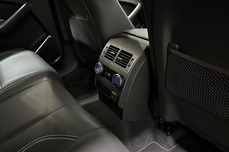 2022 (72) JAGUAR F-PACE 2.0 P400e R-Dynamic S 5dr Auto AWD 5132867