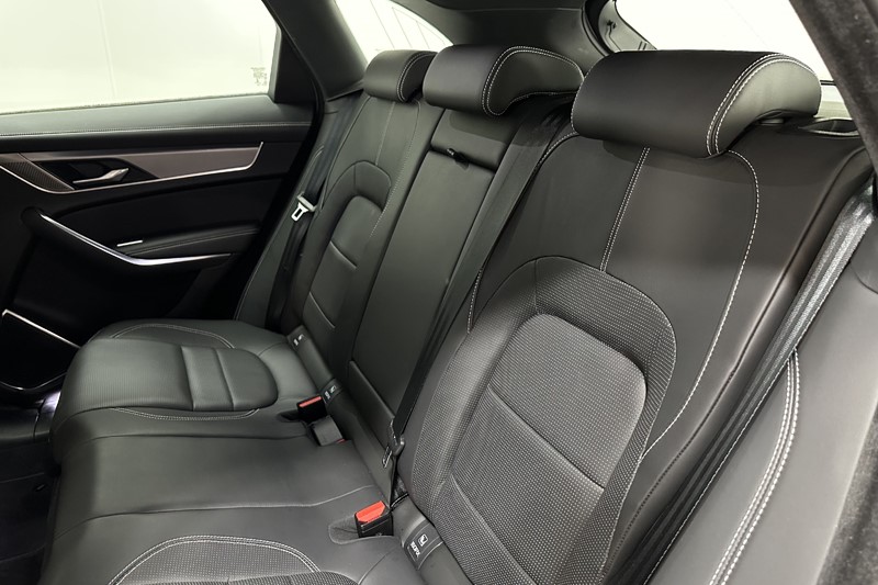 2022 (72) JAGUAR F-PACE 2.0 P400e R-Dynamic S 5dr Auto AWD 5132893