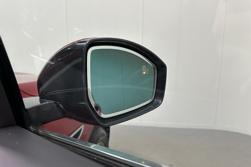 2022 (72) JAGUAR F-PACE 2.0 P400e R-Dynamic S 5dr Auto AWD 5132871