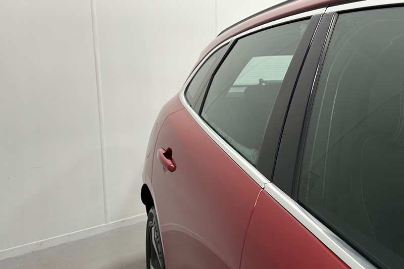 2022 (72) JAGUAR F-PACE 2.0 P400e R-Dynamic S 5dr Auto AWD 5132904