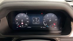 2025 (25) LAND ROVER DEFENDER 3.0 D350 X-Dynamic SE 110 5dr Auto 5118712