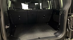 2025 (25) LAND ROVER DEFENDER 3.0 D350 X-Dynamic SE 110 5dr Auto 5118736