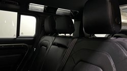 2025 (25) LAND ROVER DEFENDER 3.0 D350 X-Dynamic SE 110 5dr Auto 5118731