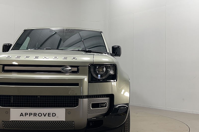 2025 (25) LAND ROVER DEFENDER 3.0 D350 X-Dynamic SE 110 5dr Auto 5118747