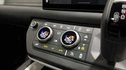 2025 (25) LAND ROVER DEFENDER 3.0 D350 X-Dynamic SE 110 5dr Auto 5118714