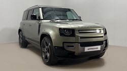 2025 (25) LAND ROVER DEFENDER 3.0 D350 X-Dynamic SE 110 5dr Auto 5118689
