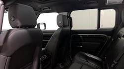 2025 (25) LAND ROVER DEFENDER 3.0 D350 X-Dynamic SE 110 5dr Auto 5118730