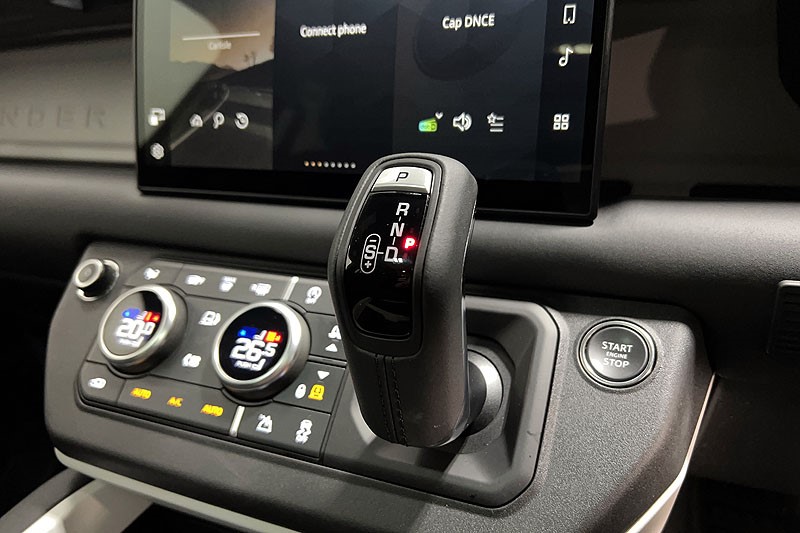 2025 (25) LAND ROVER DEFENDER 3.0 D350 X-Dynamic SE 110 5dr Auto 5118715