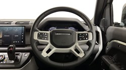 2025 (25) LAND ROVER DEFENDER 3.0 D350 X-Dynamic SE 110 5dr Auto 5118699