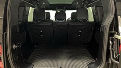 2025 (25) LAND ROVER DEFENDER 3.0 D350 X-Dynamic SE 110 5dr Auto 5118735