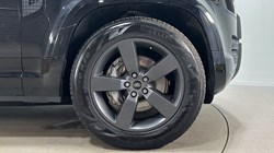 2024 (24) LAND ROVER DEFENDER 2.0 P400e X-Dynamic HSE 110 5dr Auto 5117171