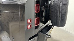 2024 (24) LAND ROVER DEFENDER 2.0 P400e X-Dynamic HSE 110 5dr Auto 5117206