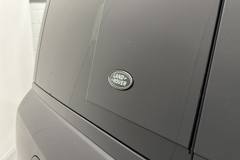 2024 (24) LAND ROVER DEFENDER 2.0 P400e X-Dynamic HSE 110 5dr Auto 5117208