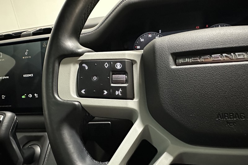 2024 (24) LAND ROVER DEFENDER 2.0 P400e X-Dynamic HSE 110 5dr Auto 5117184