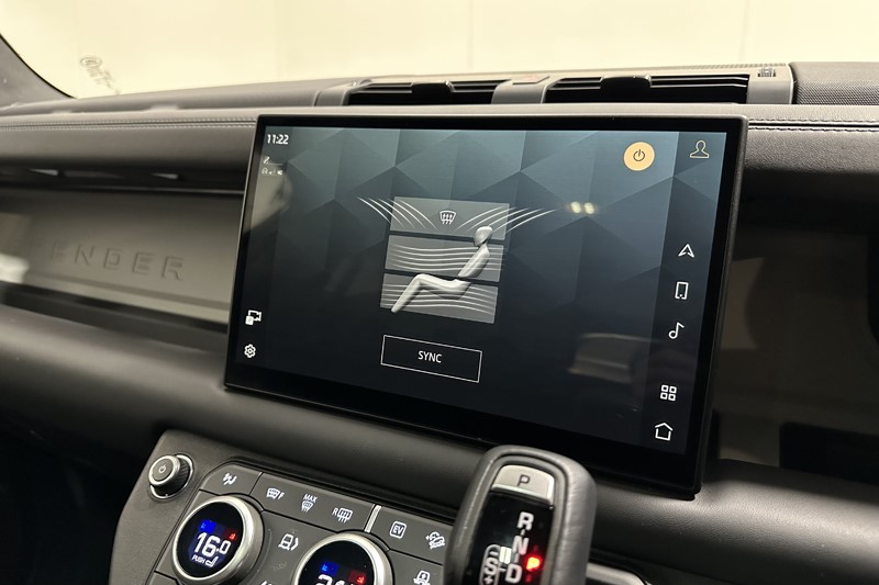 2024 (24) LAND ROVER DEFENDER 2.0 P400e X-Dynamic HSE 110 5dr Auto 5117190