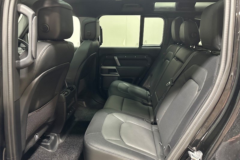 2024 (24) LAND ROVER DEFENDER 2.0 P400e X-Dynamic HSE 110 5dr Auto 5117167