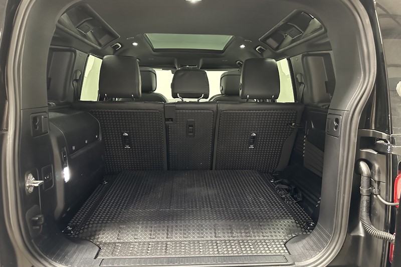 2024 (24) LAND ROVER DEFENDER 2.0 P400e X-Dynamic HSE 110 5dr Auto 5117203