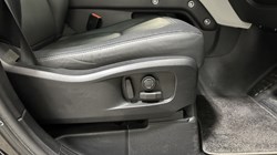 2024 (24) LAND ROVER DEFENDER 2.0 P400e X-Dynamic HSE 110 5dr Auto 5117178