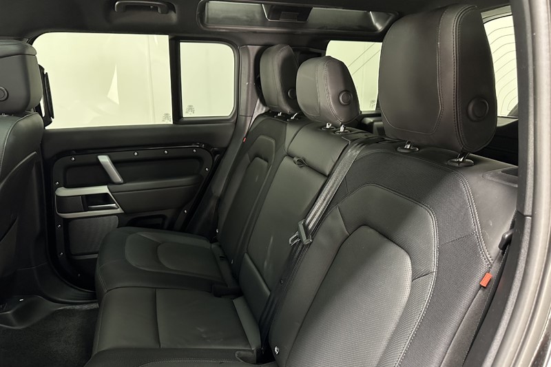 2024 (24) LAND ROVER DEFENDER 2.0 P400e X-Dynamic HSE 110 5dr Auto 5117200