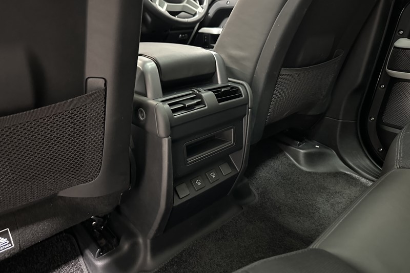 2024 (24) LAND ROVER DEFENDER 2.0 P400e X-Dynamic HSE 110 5dr Auto 5117202