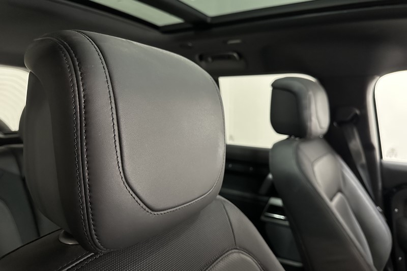 2024 (24) LAND ROVER DEFENDER 2.0 P400e X-Dynamic HSE 110 5dr Auto 5117181