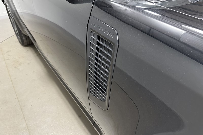 2024 (24) LAND ROVER DEFENDER 2.0 P400e X-Dynamic HSE 110 5dr Auto 5117211