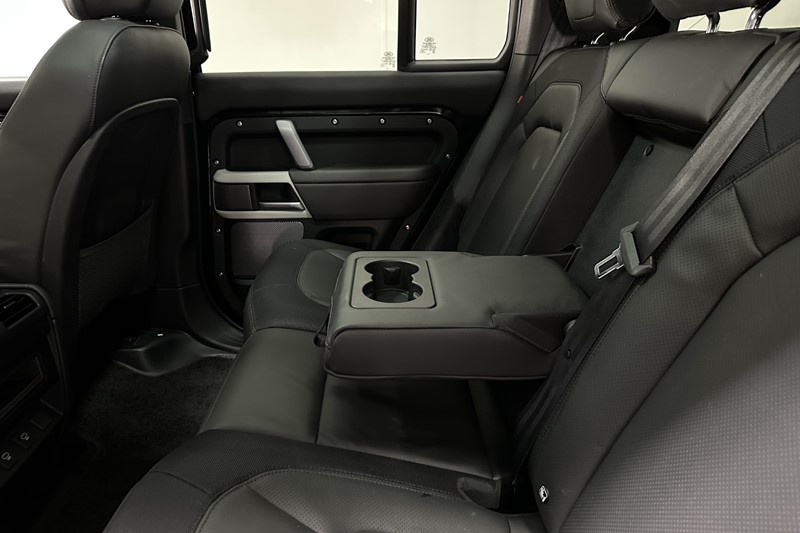 2024 (24) LAND ROVER DEFENDER 2.0 P400e X-Dynamic HSE 110 5dr Auto 5117201