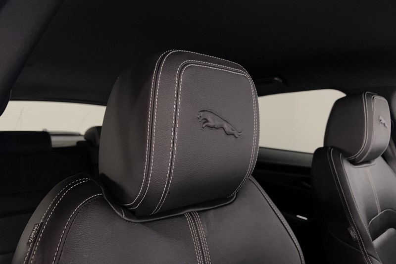 2022 (22) JAGUAR F-PACE 3.0 D300 R-Dynamic SE 5dr Auto AWD 5092577