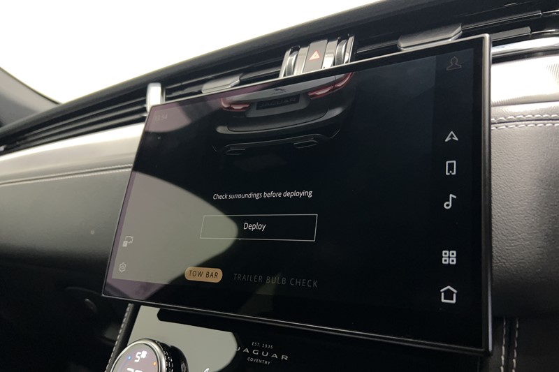 2022 (22) JAGUAR F-PACE 3.0 D300 R-Dynamic SE 5dr Auto AWD 5092590