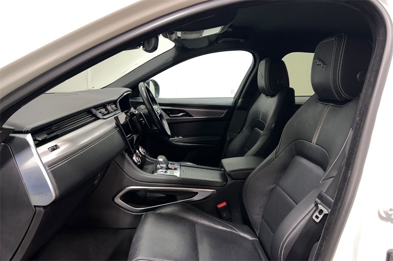 2022 (22) JAGUAR F-PACE 3.0 D300 R-Dynamic SE 5dr Auto AWD 5092561