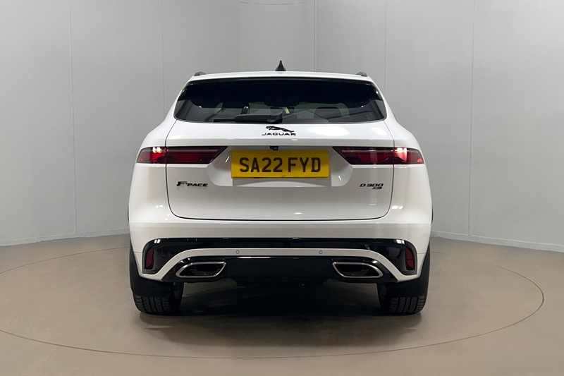 2022 (22) JAGUAR F-PACE 3.0 D300 R-Dynamic SE 5dr Auto AWD 5092564